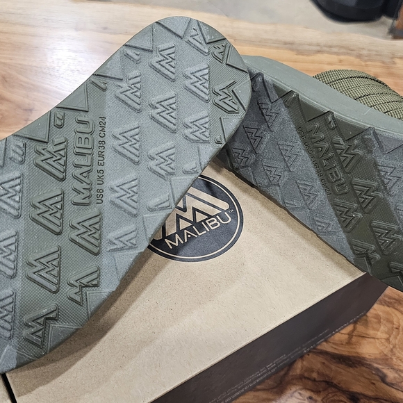 Woven Malibu Olive Green Clogs - Picture 6 of 7